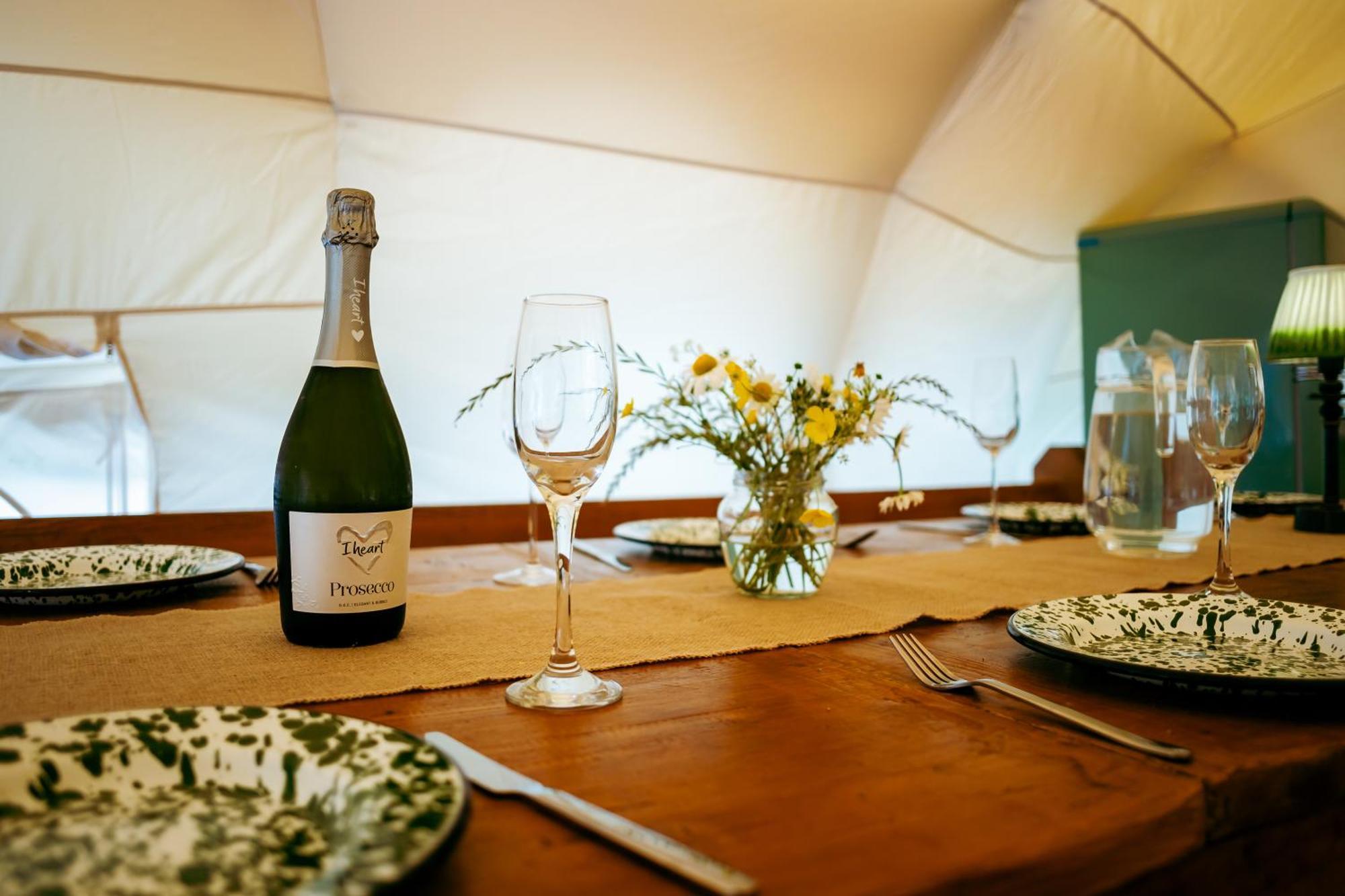 Luxury Glamping Retreat In Battle Villa Exterior photo