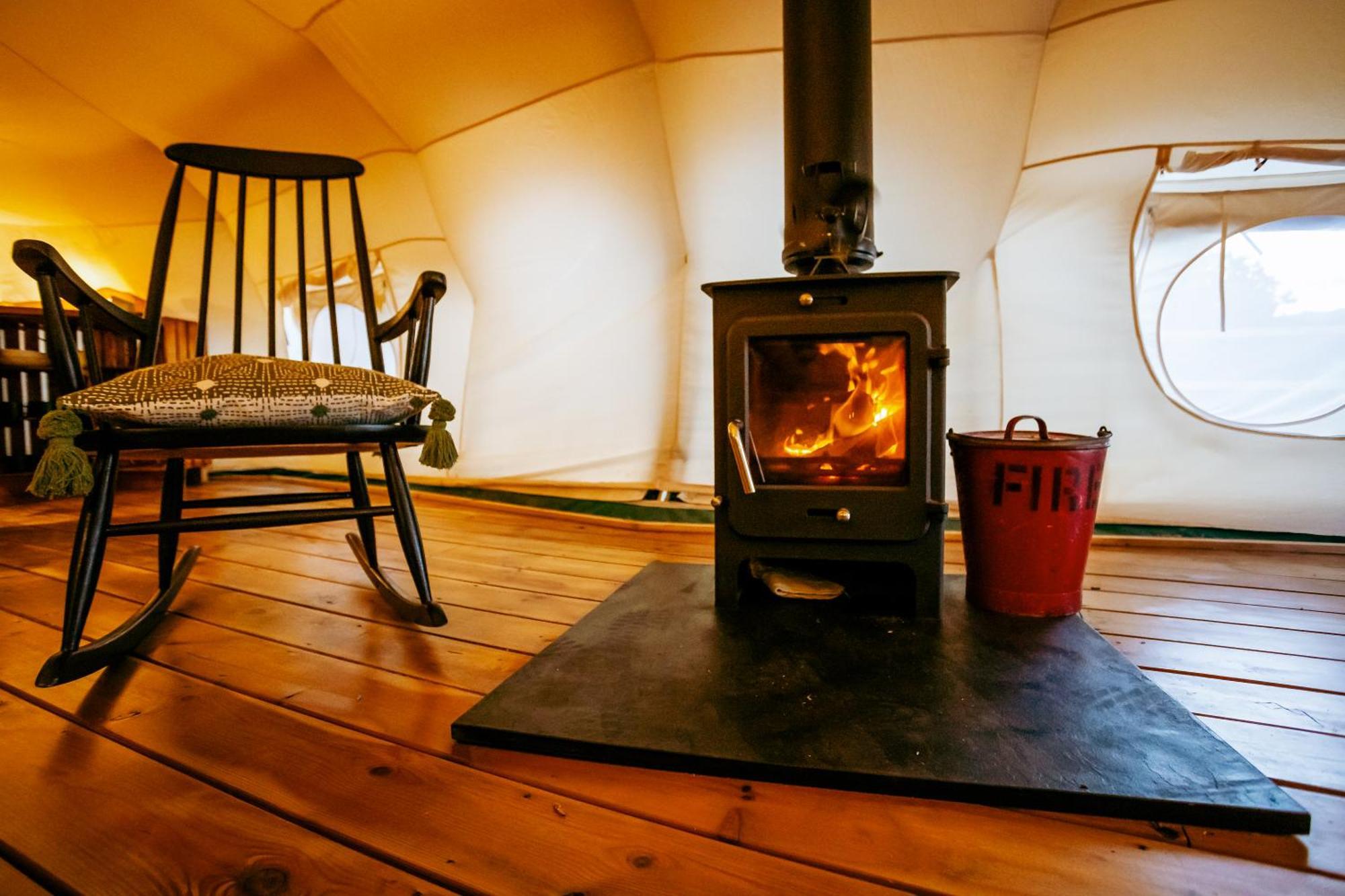 Luxury Glamping Retreat In Battle Villa Exterior photo