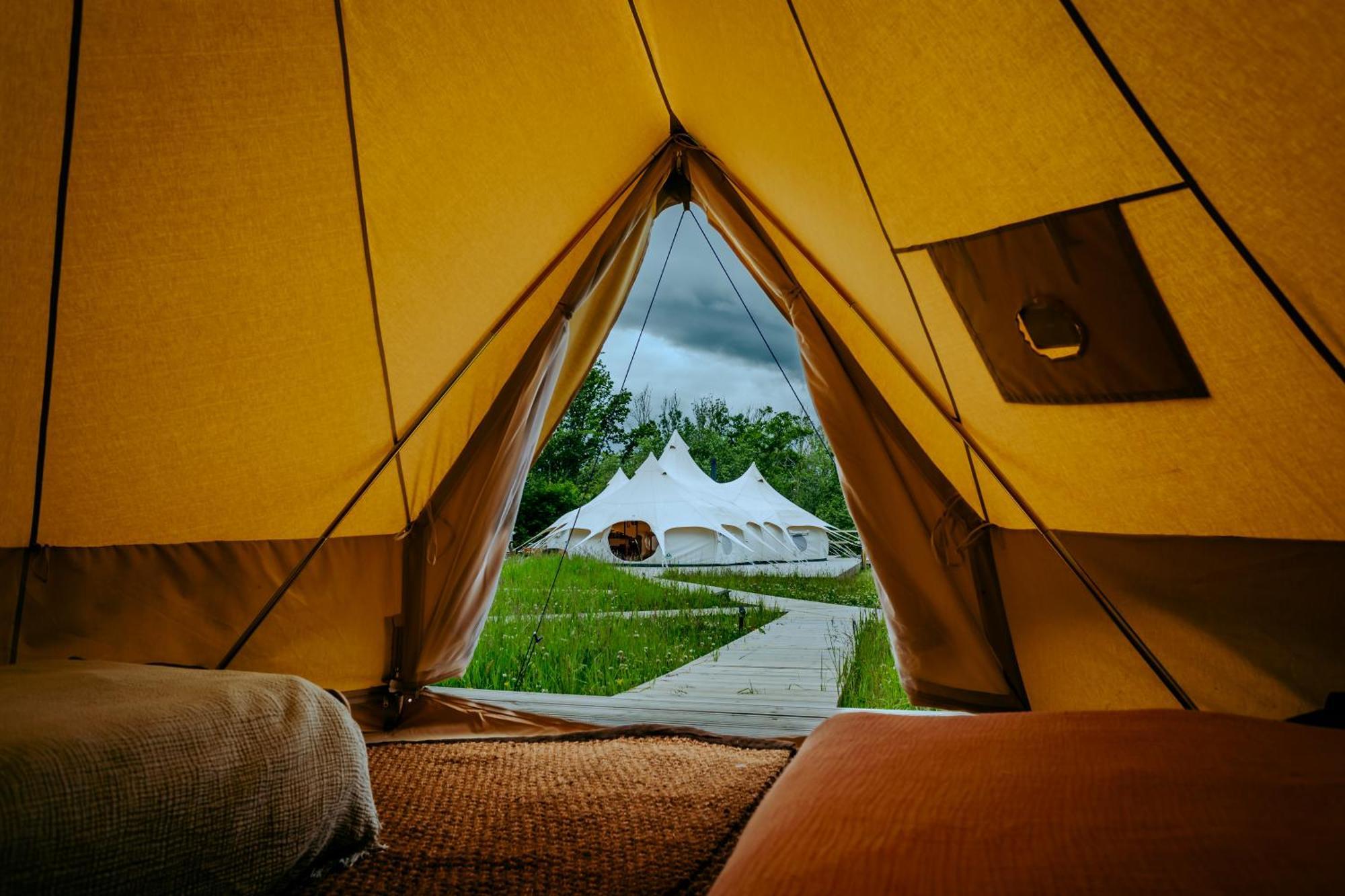 Luxury Glamping Retreat In Battle Villa Exterior photo