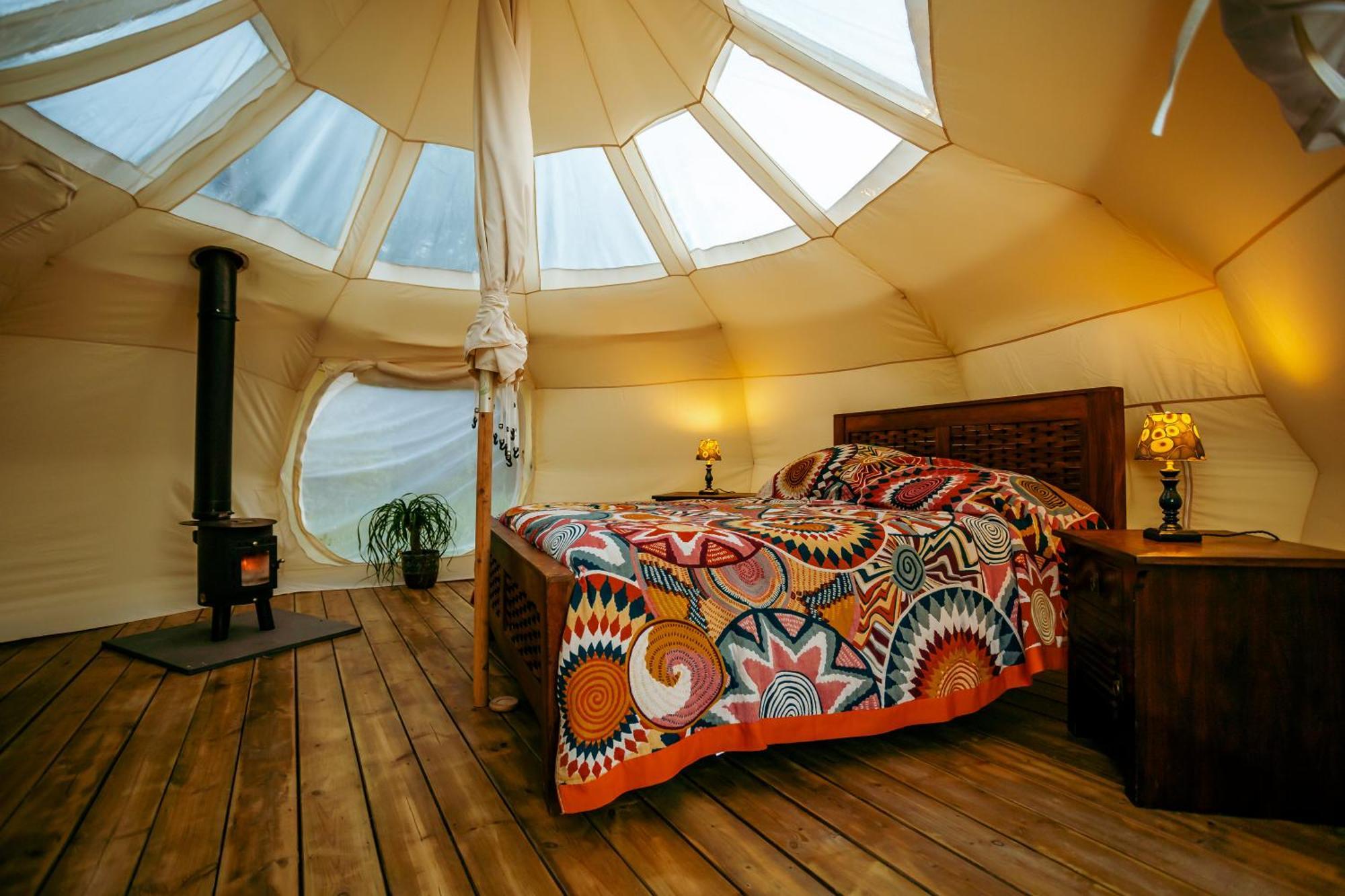 Luxury Glamping Retreat In Battle Villa Exterior photo