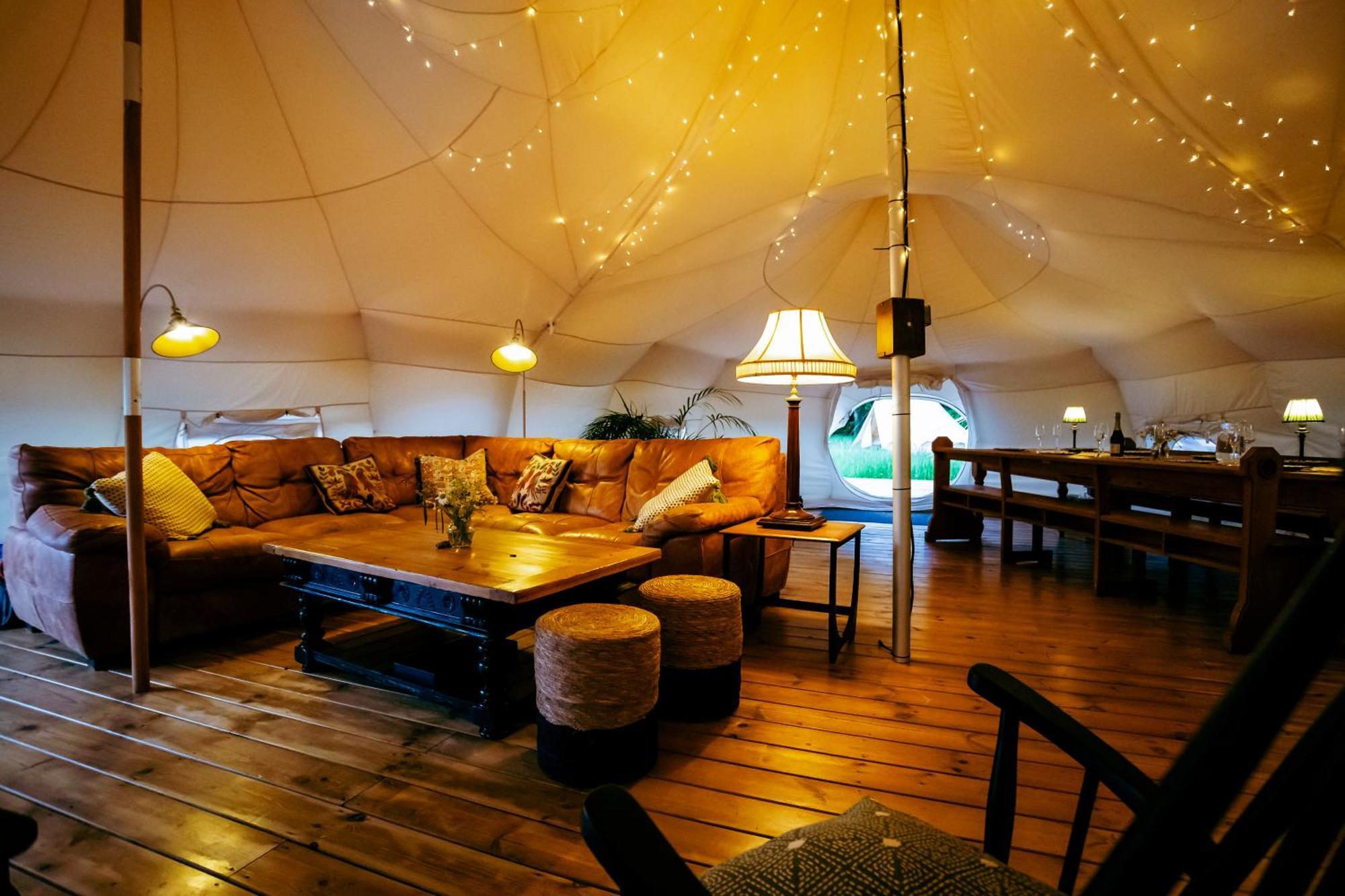 Luxury Glamping Retreat In Battle Villa Exterior photo
