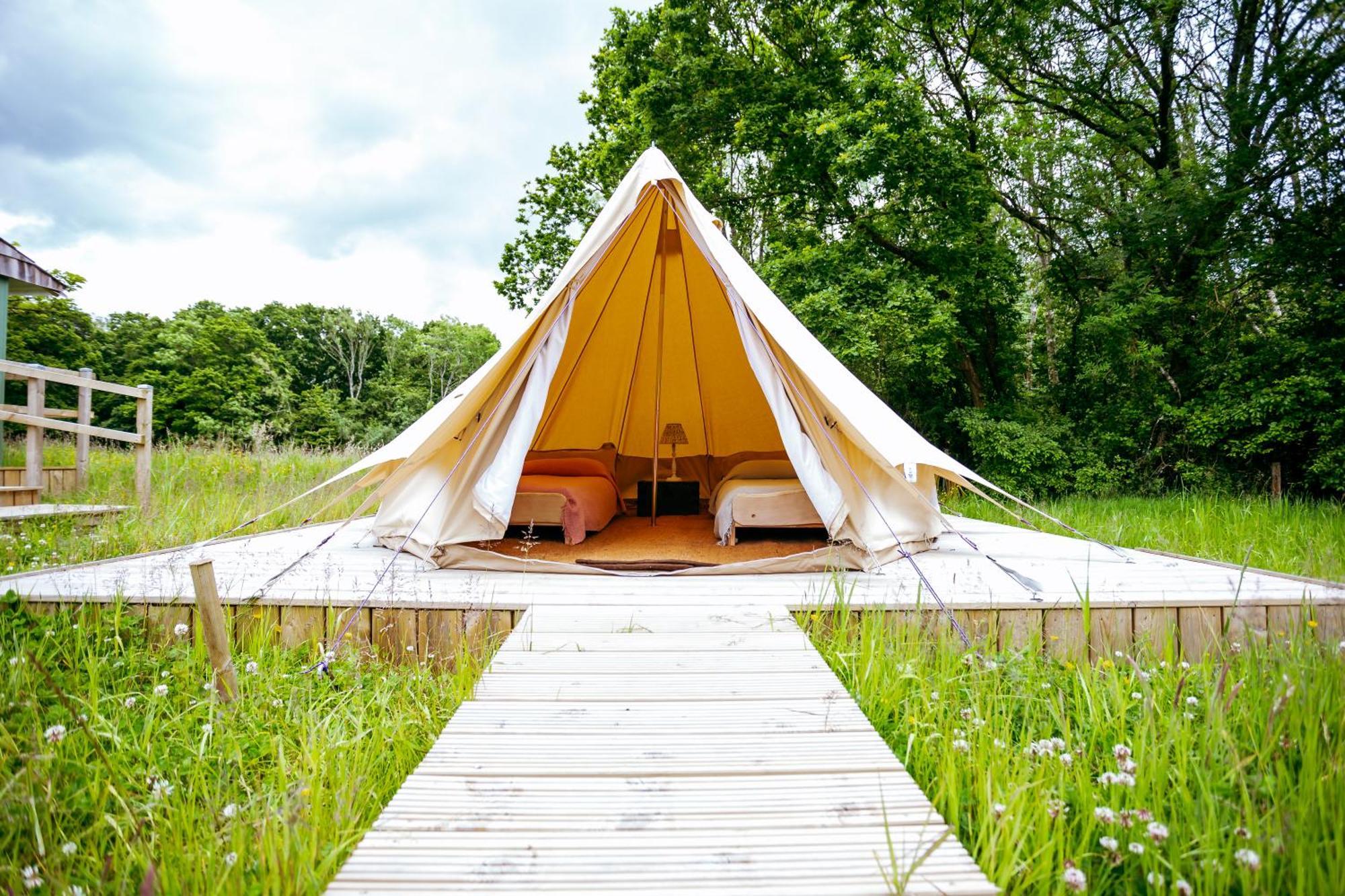 Luxury Glamping Retreat In Battle Villa Exterior photo